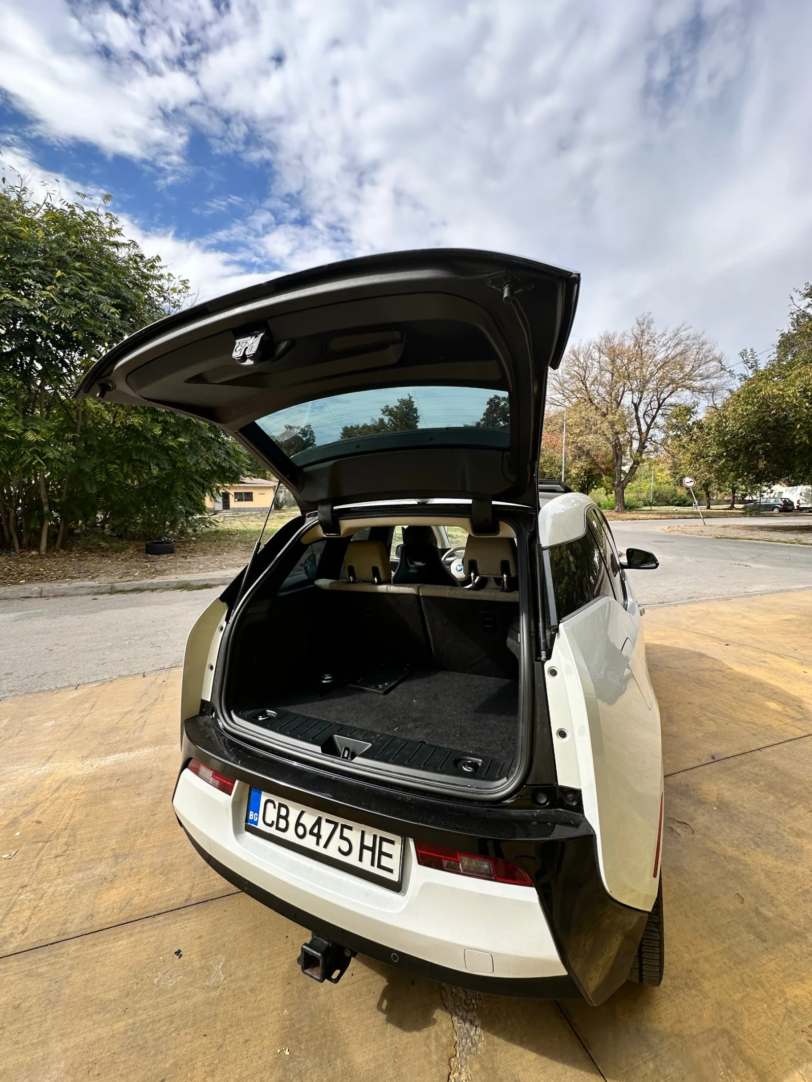 BMW i3 Rex/Hybrid/94Ah/ Бартер - изображение 8