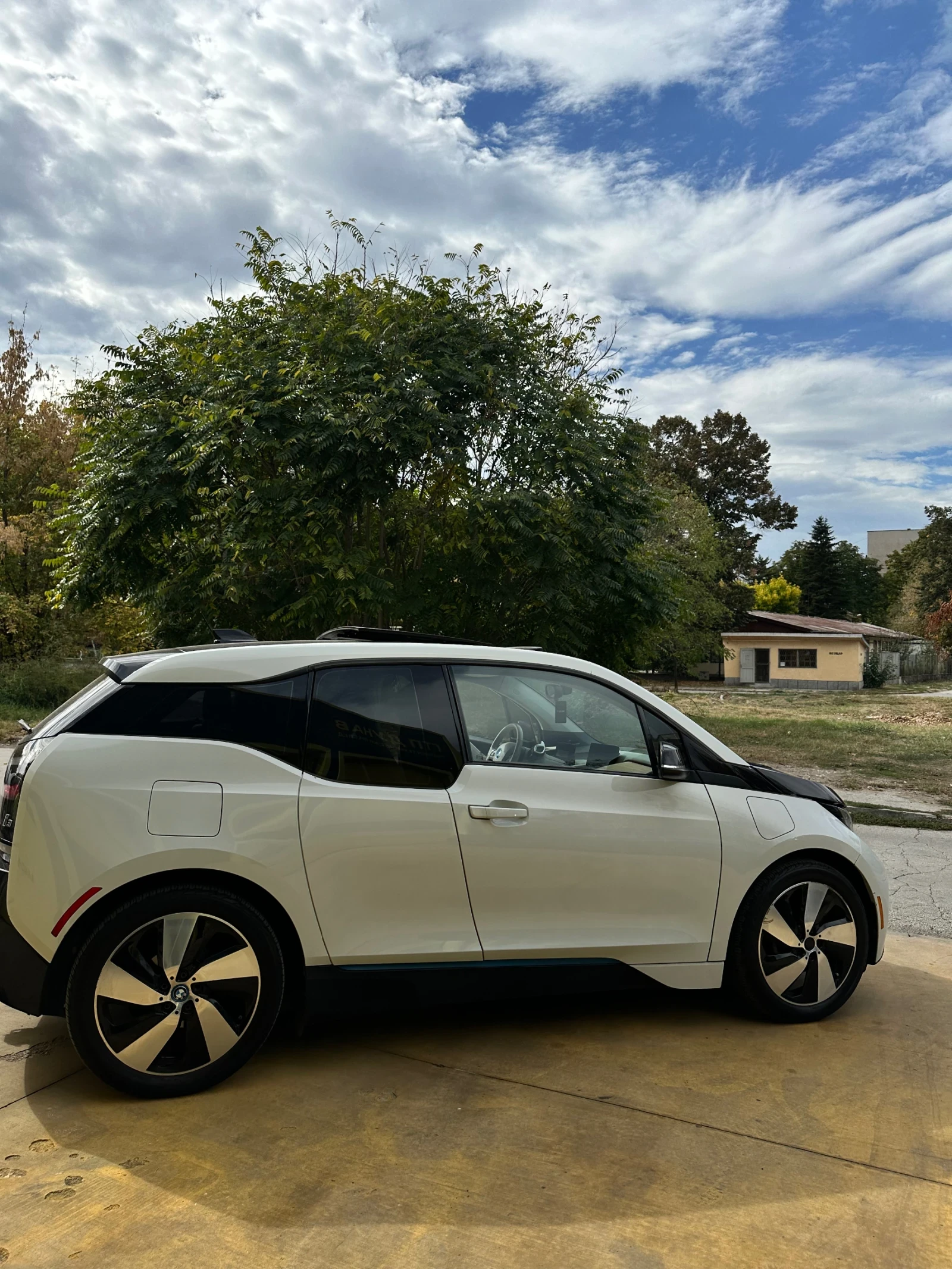 BMW i3 Rex/Hybrid/94Ah/ Бартер - изображение 5