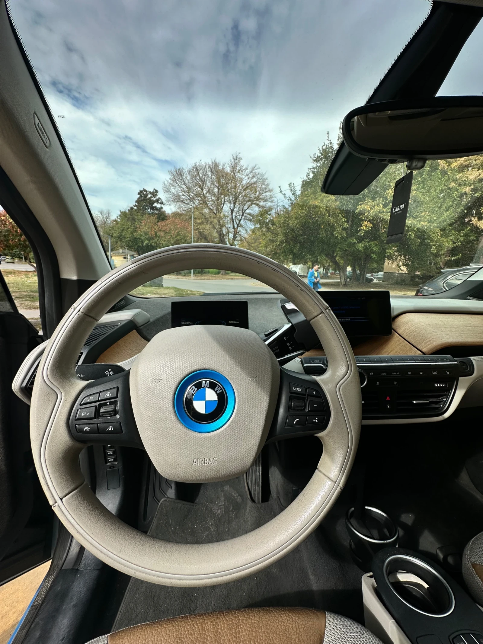 BMW i3 Rex/Hybrid/94Ah/ Бартер - изображение 9