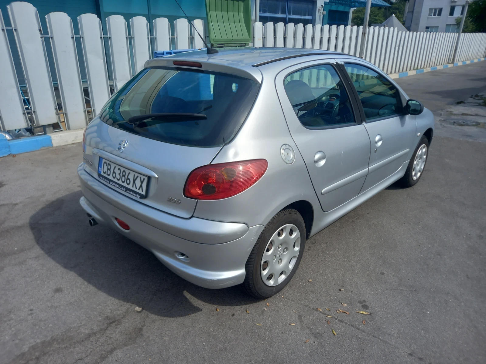 Peugeot 206 1.4 - изображение 4