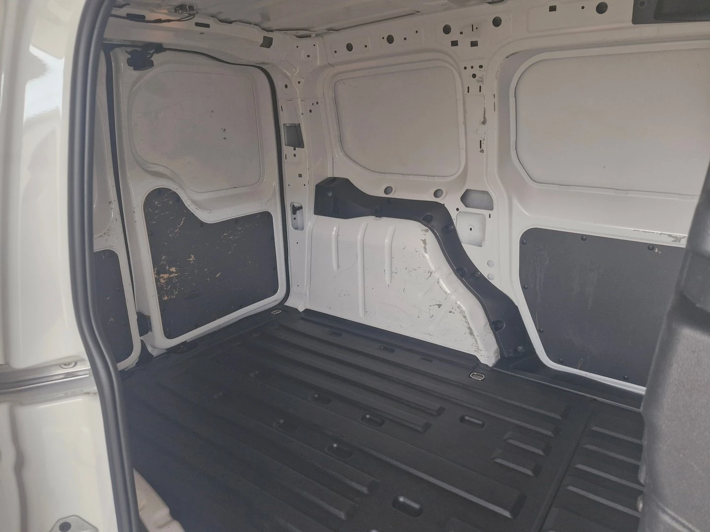 VW Caddy Cargo 3.1 m3 TDI | Mobile.bg   9