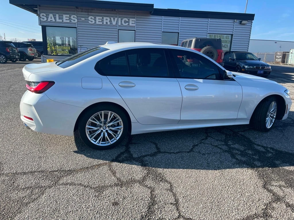 BMW 330 * xDrive * CARFAX *  | Mobile.bg � ����������� 3