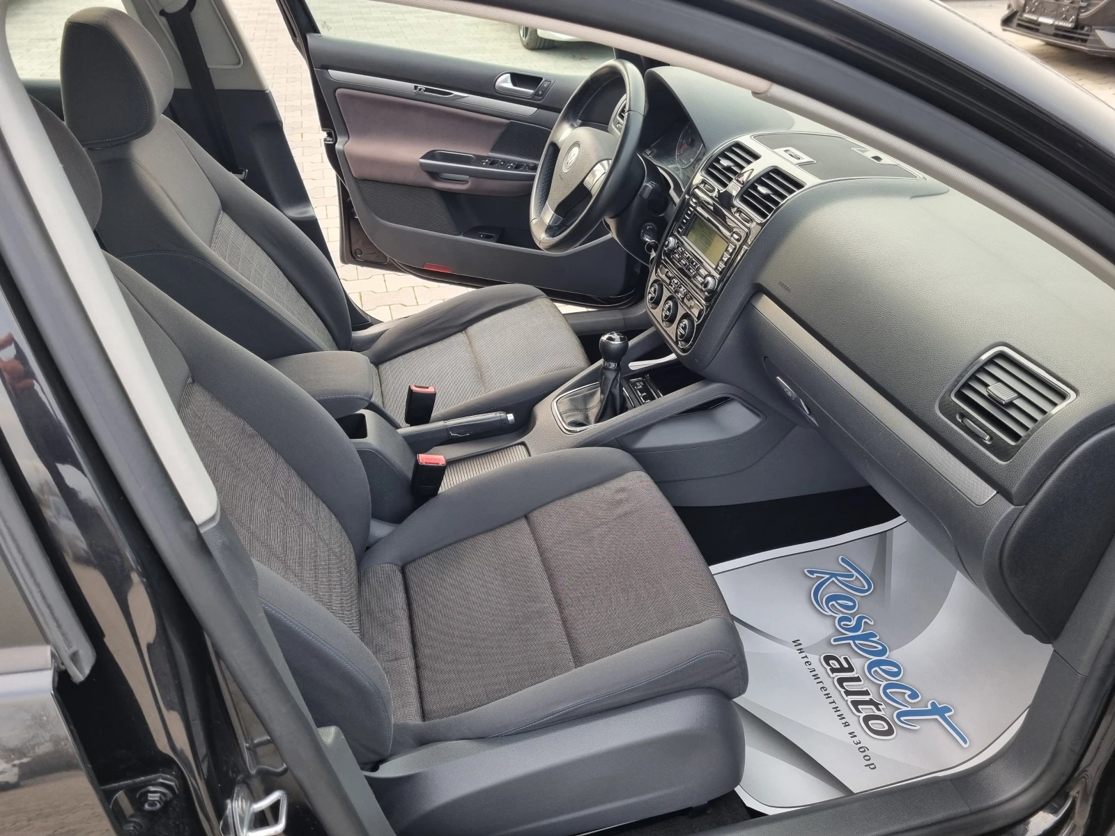 VW Golf 1.6 ��� / �������� | Mobile.bg � ����������� 12