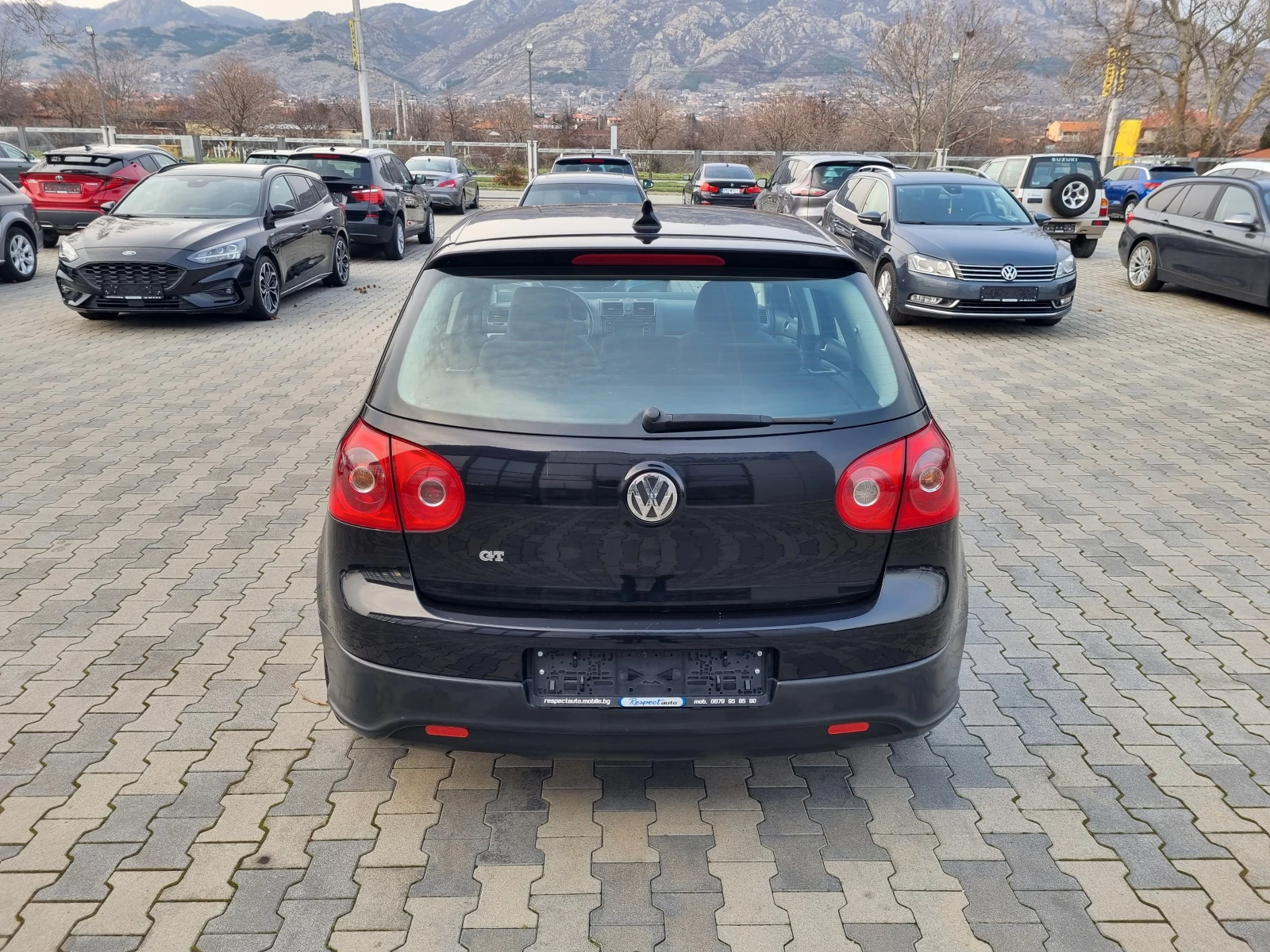 VW Golf 1.6 ГАЗ / ОБСЛУЖЕН - изображение 5