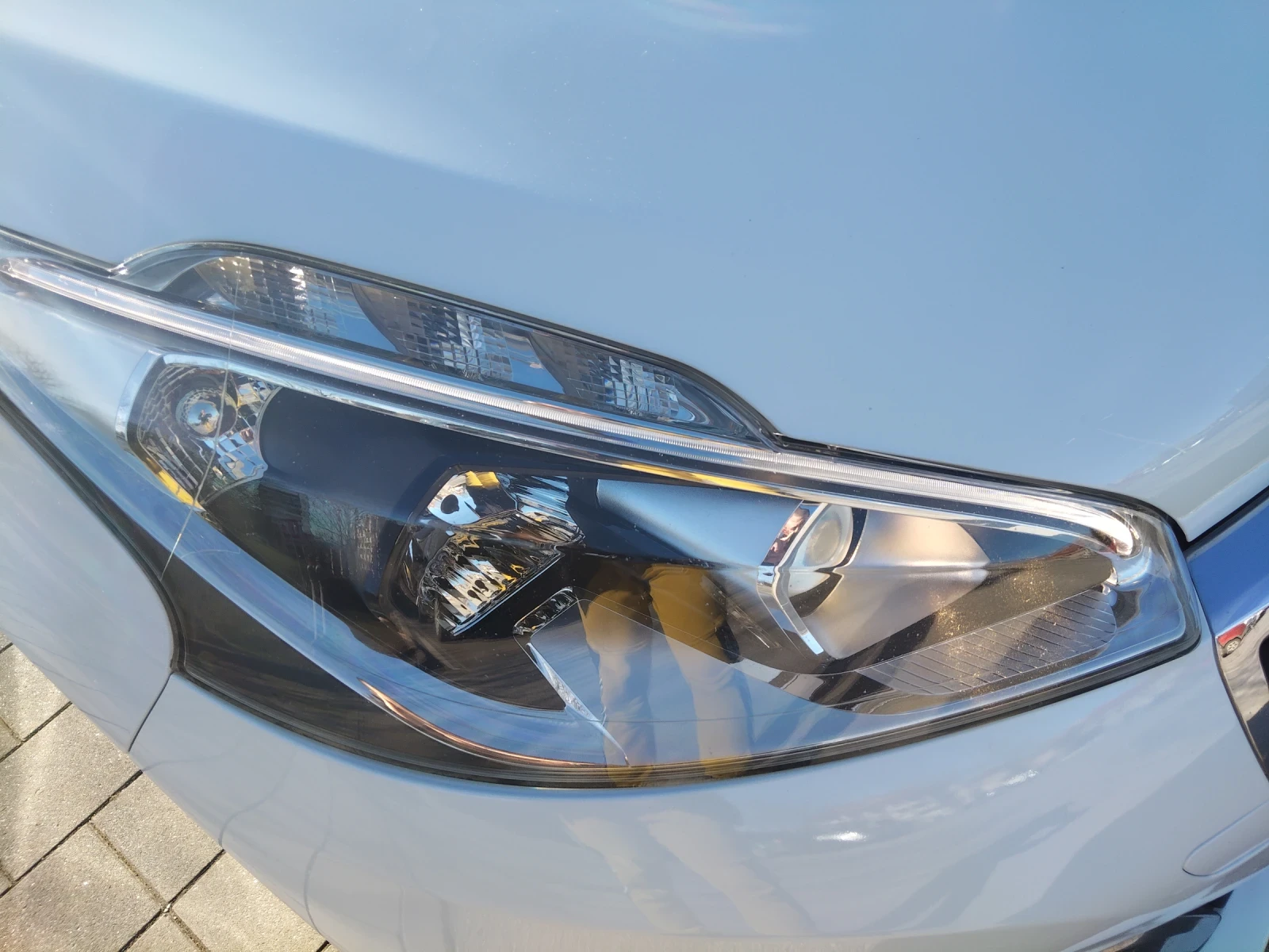 Peugeot 208 1.6 HDI - изображение 7