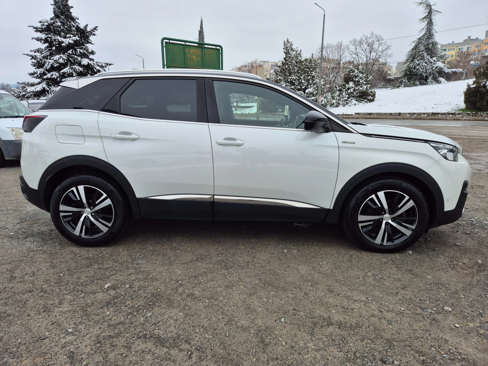 Peugeot 3008 GT Line 1.6i 180кс - изображение 6