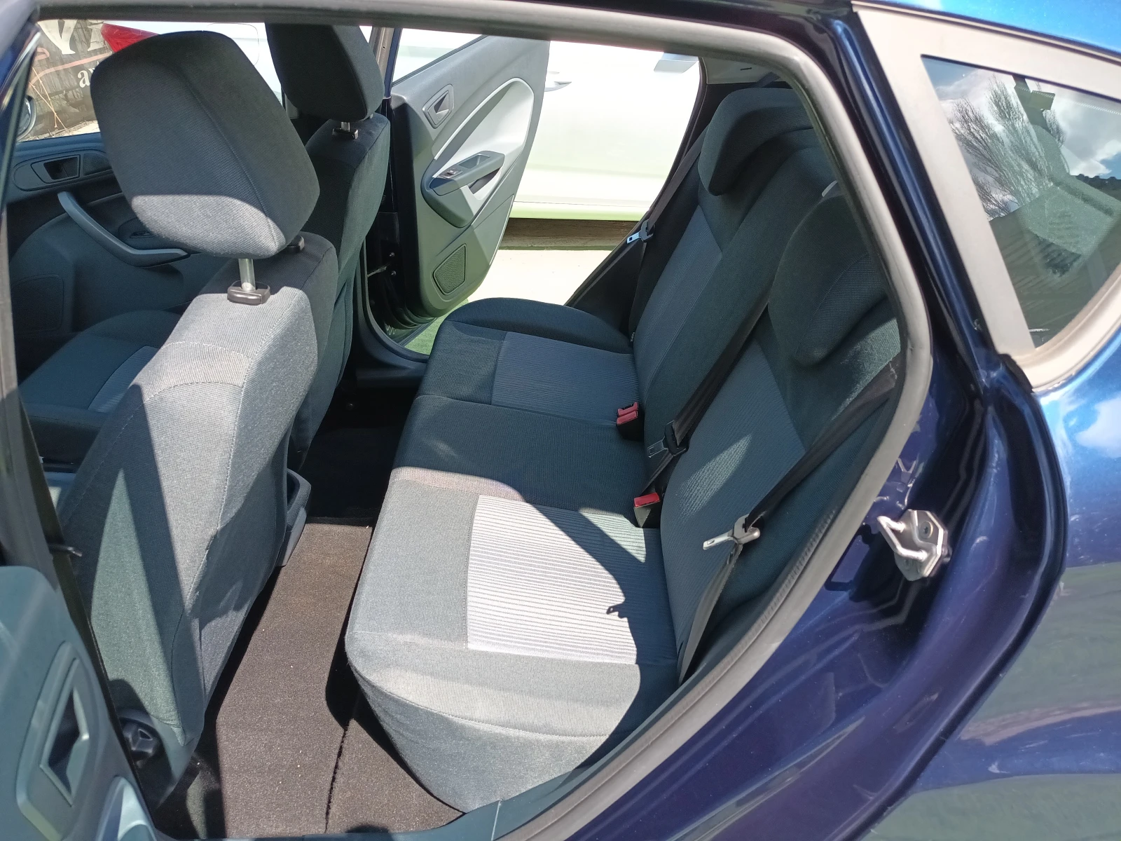 Ford Fiesta 1.4i/Газов инжекцион, снимка 10 - Автомобили и джипове - 54123845