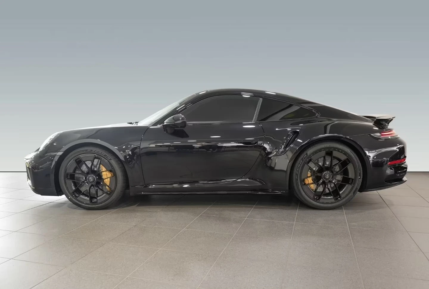 Porsche 911 992.2 TURBO S COUPE KERAMIK LIFT-SYSTEM, снимка 5 - Автомобили и джипове - 54890338