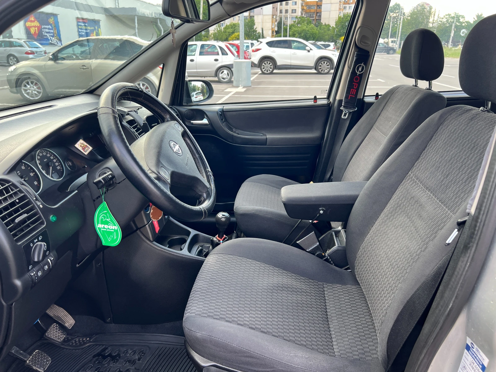 Opel Zafira, снимка 10 - Автомобили и джипове - 54939086