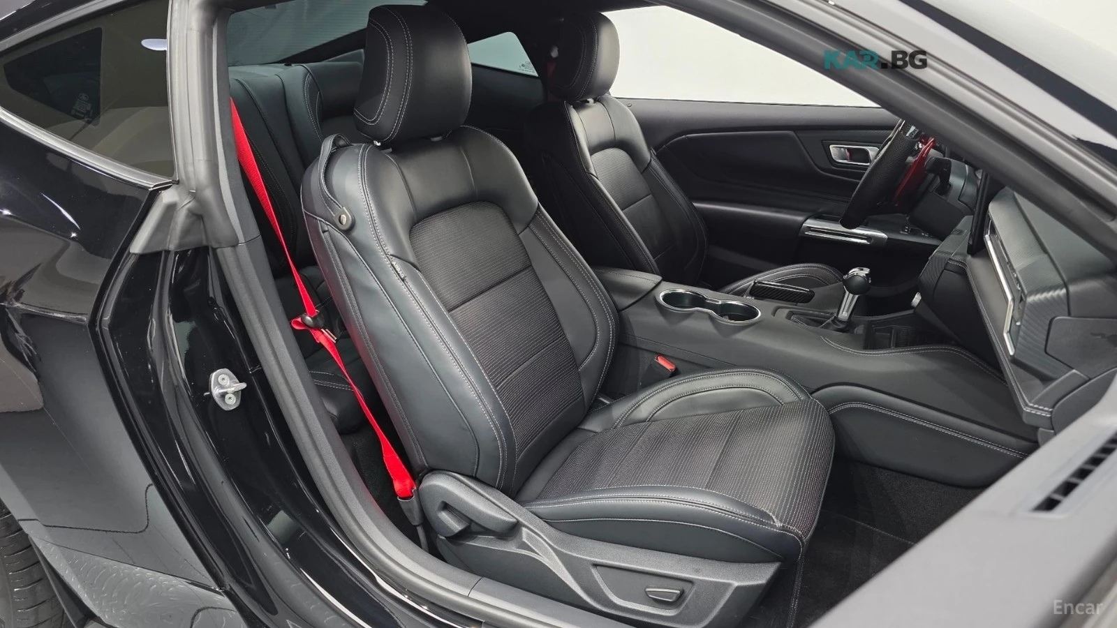 Ford Mustang 2.3 EcoBoost Premium Coupe, снимка 12 - Автомобили и джипове - 55251007