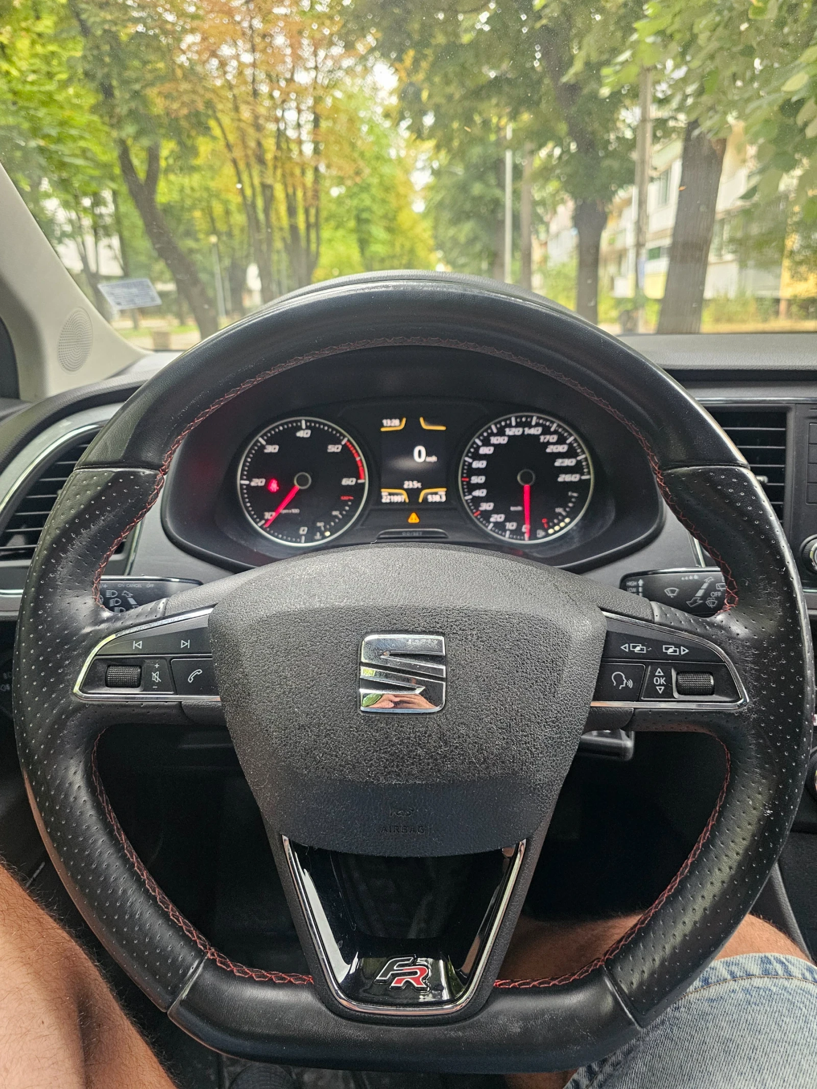 Seat Leon 2.0 TDI 150 �.�. FR | Mobile.bg � ����������� 3