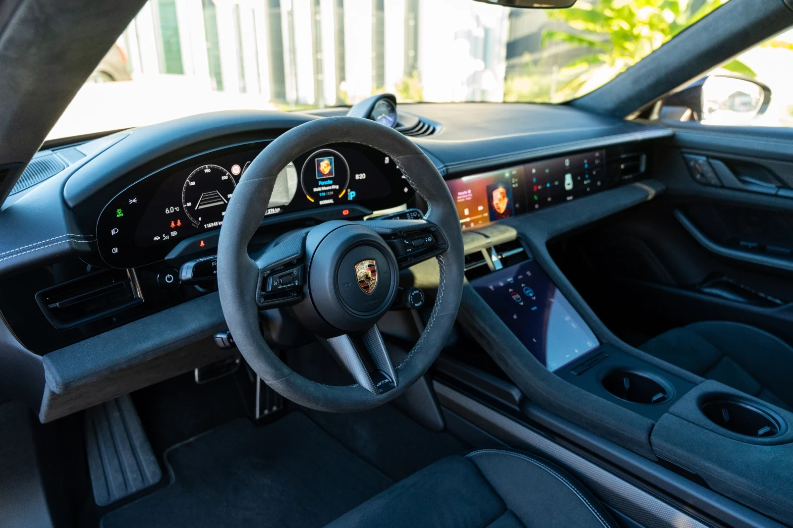 Porsche Taycan GTS / � �������� Porsche Approved �� 4.2028 | Mobile.bg � ����������� 9