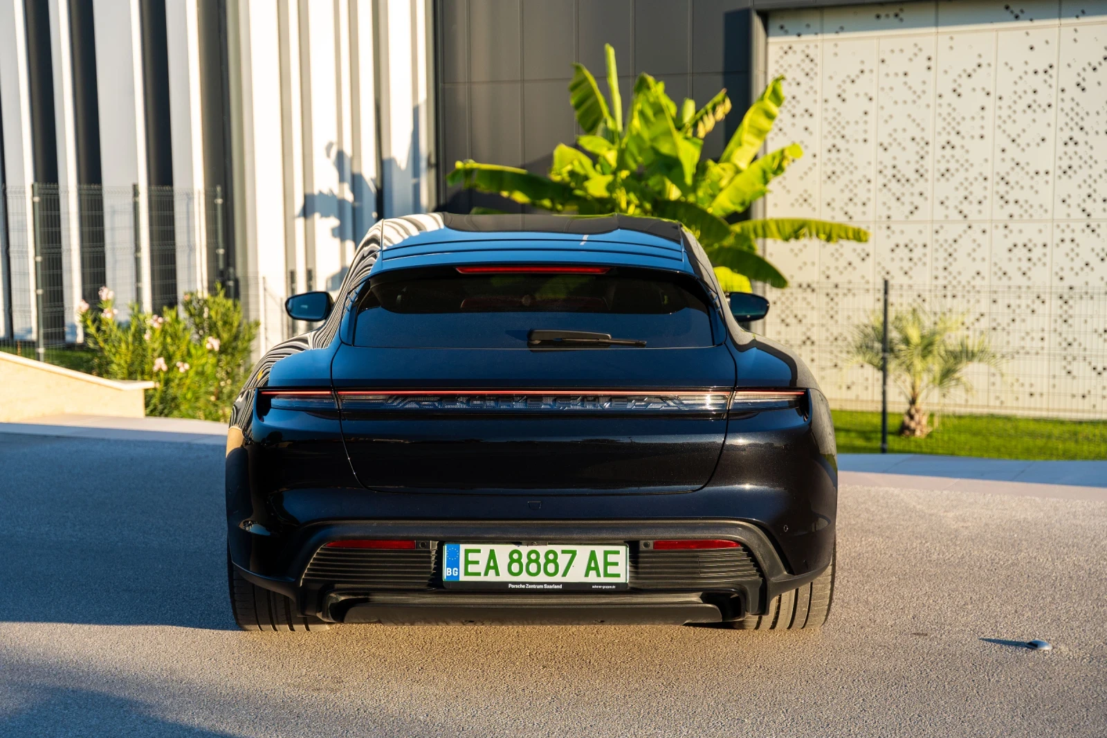 Porsche Taycan GTS / � �������� Porsche Approved �� 4.2028 | Mobile.bg � ����������� 5