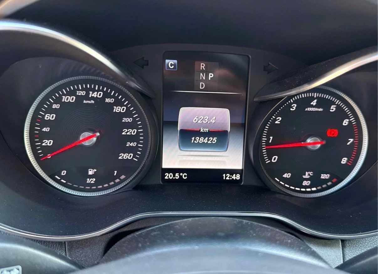 Mercedes-Benz C 300 * АВТОКРЕДИТ * ГЛАВНО ПРЕДСТАВИТЕЛСТВО, снимка 8 - Автомобили и джипове - 55999594