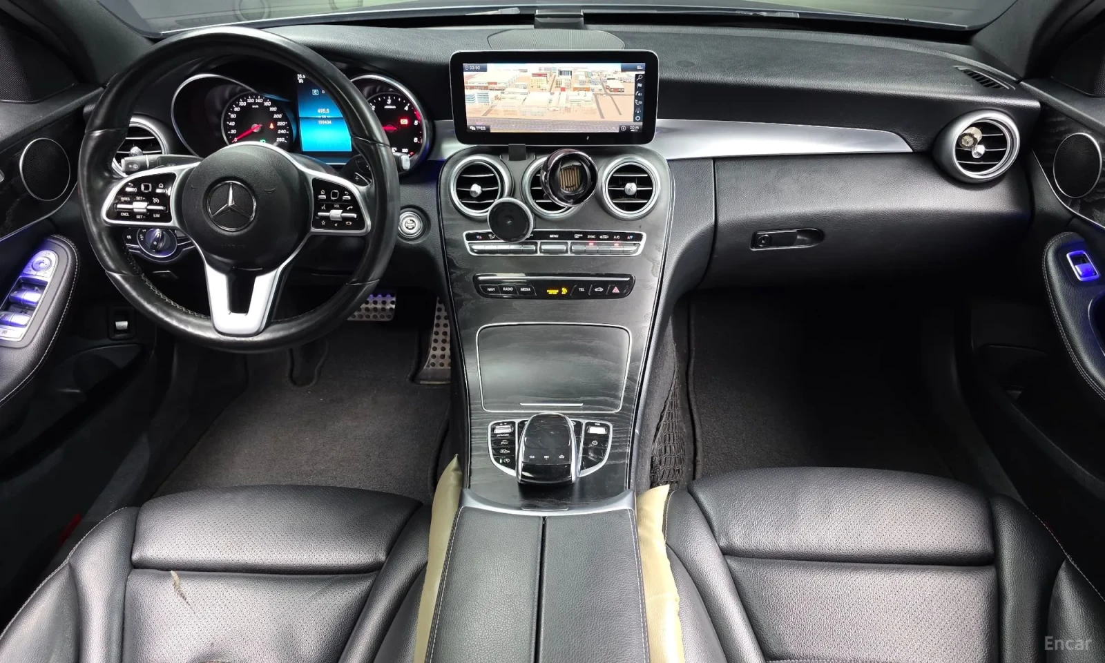 Mercedes-Benz C 220 4MATIC\AMG Line\TOP CENA, снимка 7 - Автомобили и джипове - 56185617