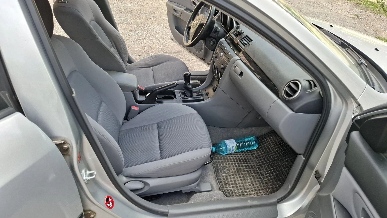 Mazda 3, снимка 16 - Автомобили и джипове - 56231765