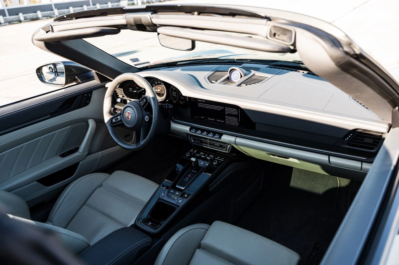 Porsche 911 Targa 4 GTS, снимка 2 - Автомобили и джипове - 56307921