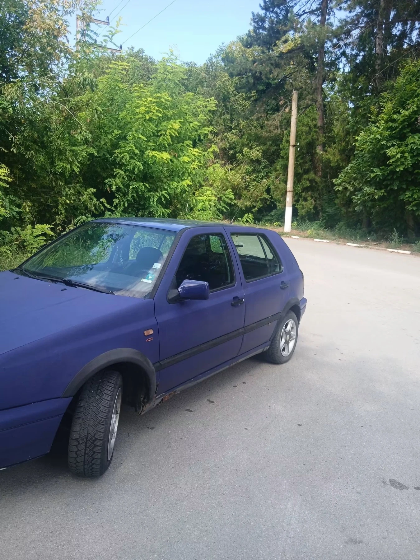 VW Golf 1.9tdi, снимка 3 - Автомобили и джипове - 56468317