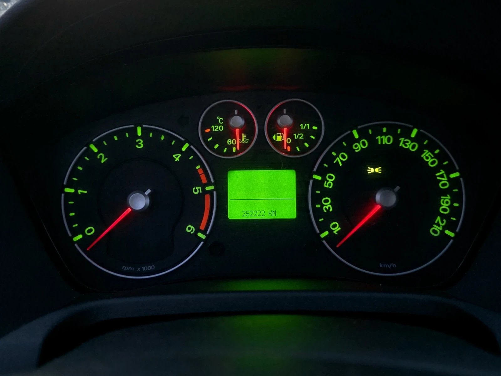 Ford Fiesta Ford Fiesta 1.6 TDCi | Mobile.bg � ����������� 10