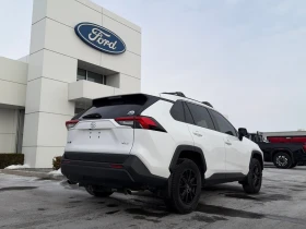 Toyota Rav4 XLE * АвтоКредит* (ЦЕНА ДО БГ), снимка 3