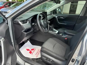 Toyota Rav4 XLE| 2 КЛЮЧА| ЗАДНА КАМЕРА| ПАНОРАМА| KEYLESS| , снимка 5