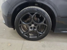 Alfa Romeo Stelvio * ESTREMA * DISTRONIC* ПАНОРАМА* CARBON PACK*  - 26400 € / 51633.91 лв. - 83113419 6