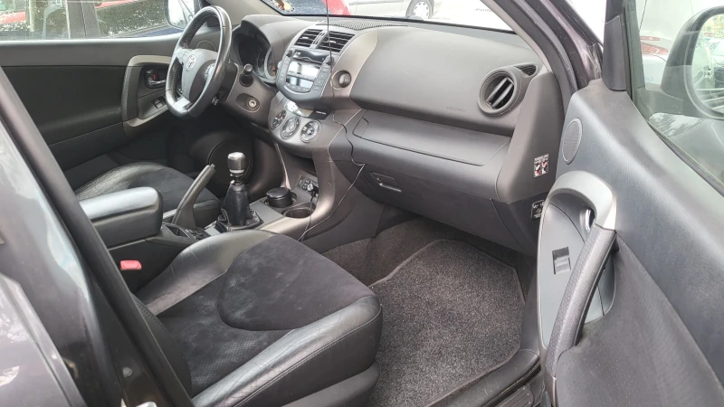 Toyota Rav4 2.2 D-4D 150к.с. 4X4 euro 5, снимка 9 - Автомобили и джипове - 48075651