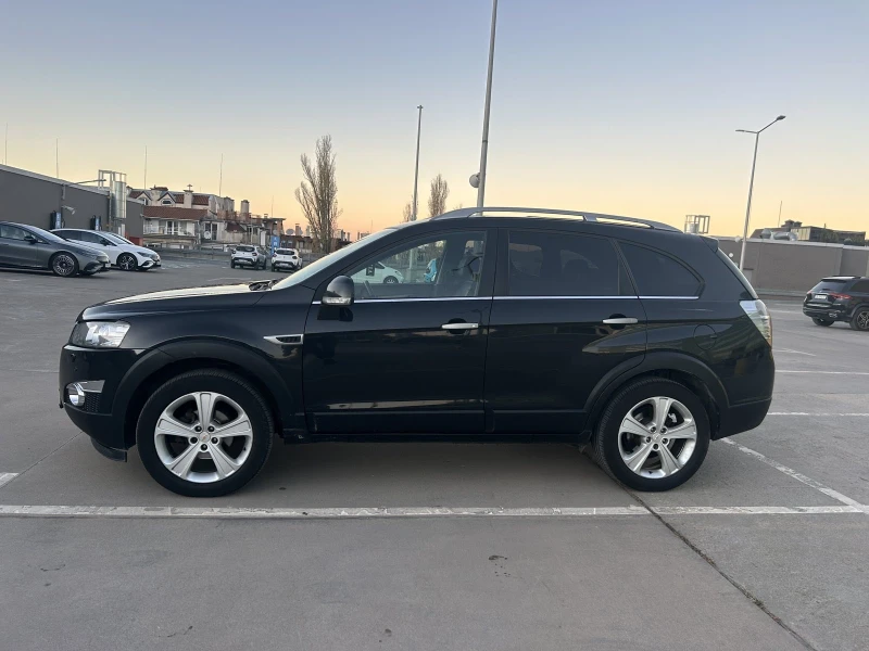 Chevrolet Captiva, снимка 4 - Автомобили и джипове - 47889524