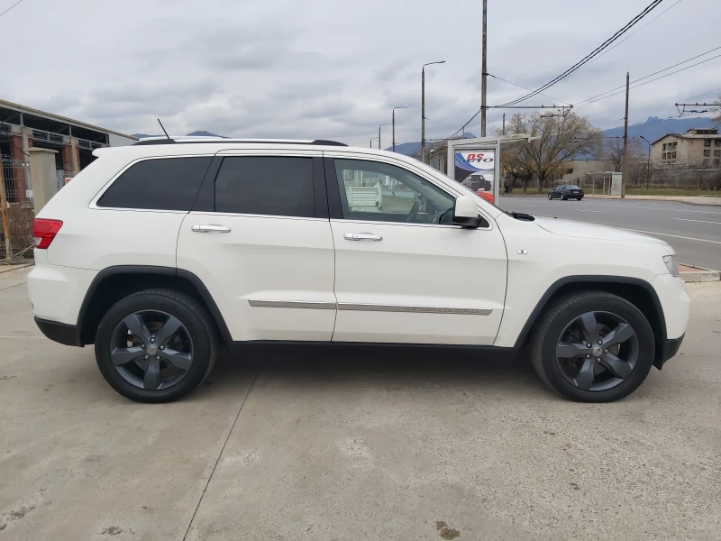 Jeep Grand cherokee 3.0d-Navi-Kamera-Keyless-Euro-5A, снимка 4 - Автомобили и джипове - 48442687