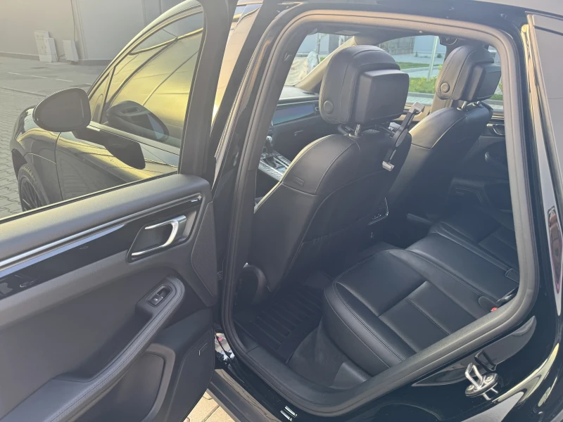 Porsche Macan 49500km, снимка 7 - Автомобили и джипове - 52395876