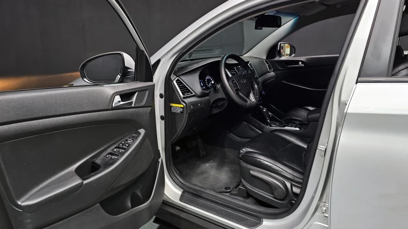 Hyundai Tucson 2.0 2WD MODERN autogeorge.com, снимка 10 - Автомобили и джипове - 51903644