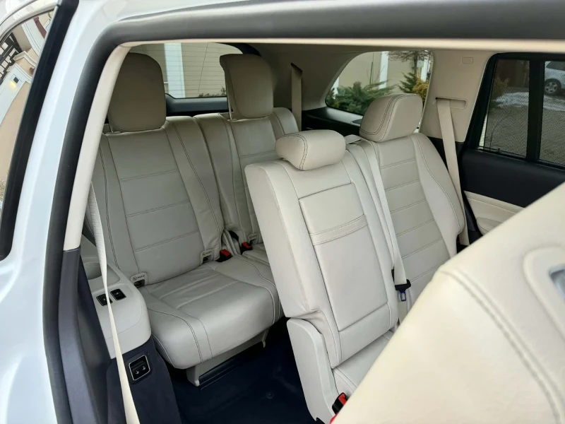 Mercedes-Benz GLS580 * AMG* FULL MAX* УНИКАТ* НЕРАЗЛИЧИМ ОТ НОВ* , снимка 13 - Автомобили и джипове - 53275548