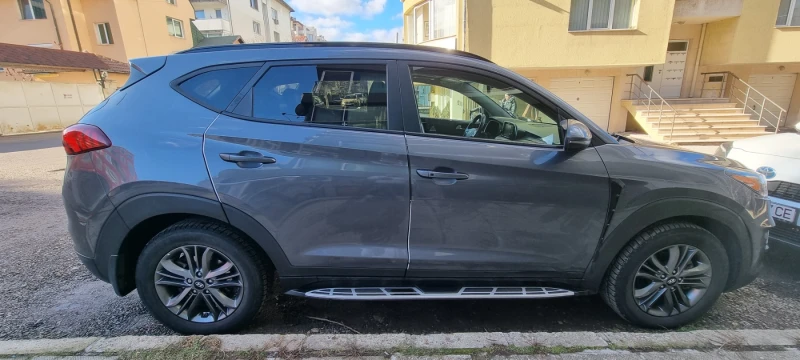 Hyundai Tucson 2.4 GDI, снимка 13 - Автомобили и джипове - 53487477