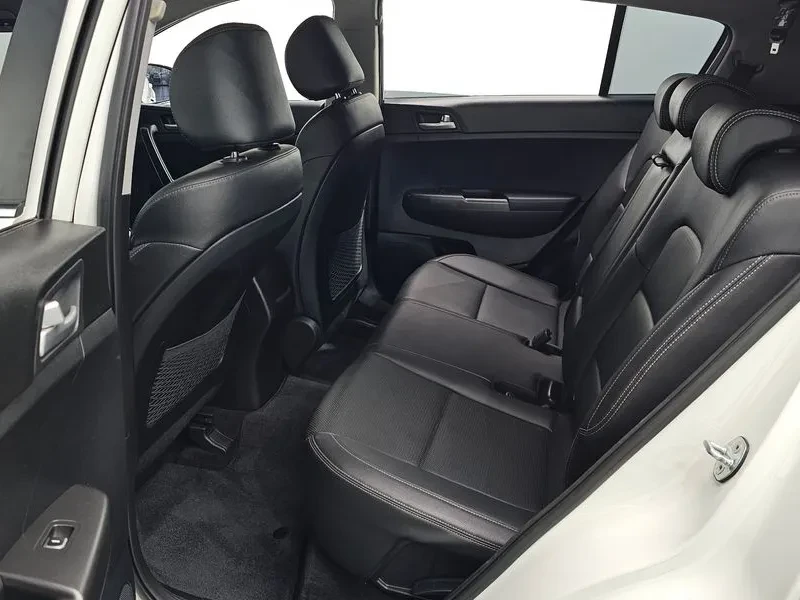 Kia Sportage 1.6D 2WD , снимка 11 - Автомобили и джипове - 56305097