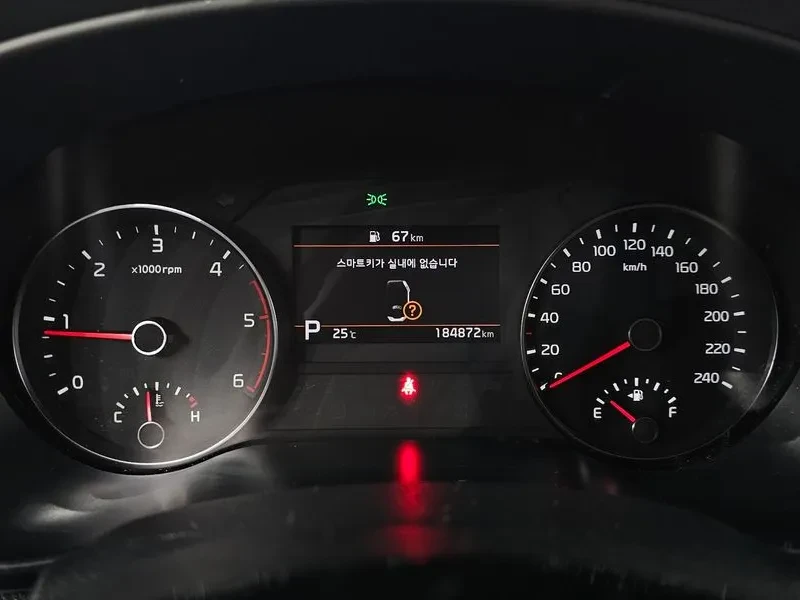 Kia Sportage 1.6D 2WD , снимка 8 - Автомобили и джипове - 56305097