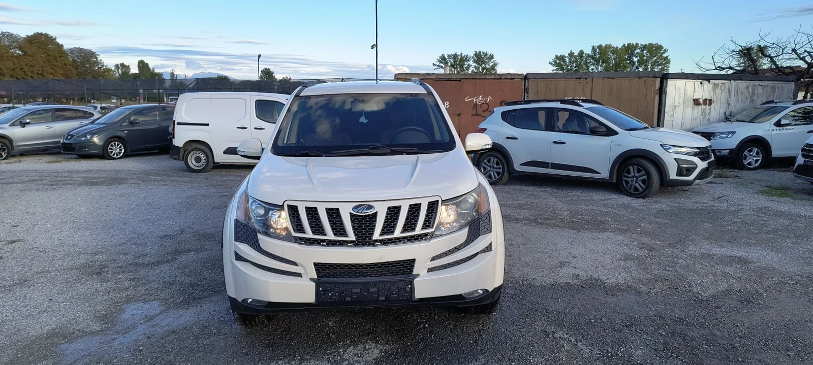 Mahindra XUV 500 2.2. 7 места - изображение 3