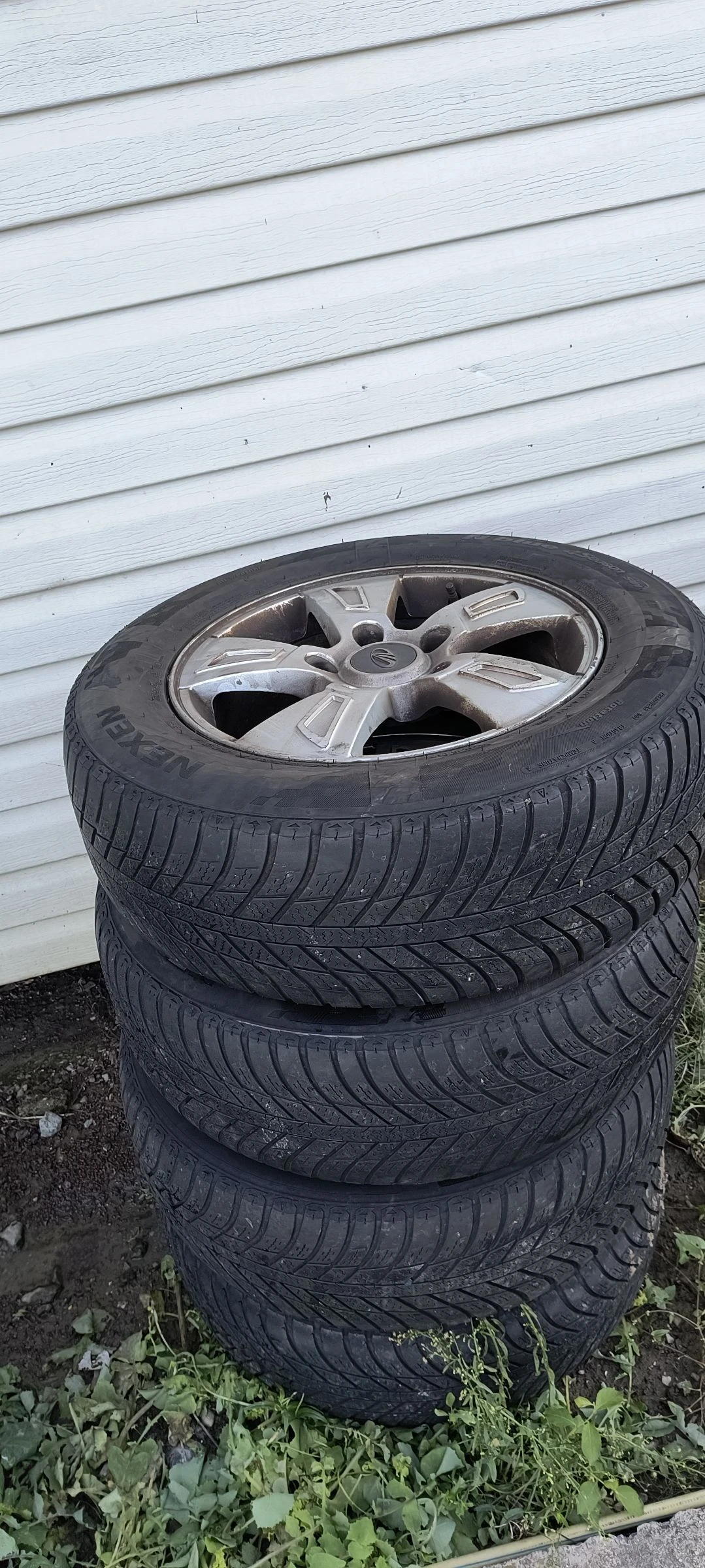 Mahindra XUV 500 2.2. 7  | Mobile.bg   16