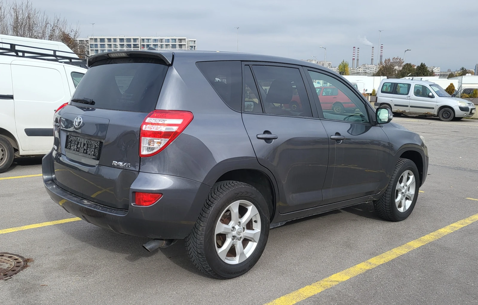 Toyota Rav4 2.2 D-4D 150к.с. 4X4 euro 5 - изображение 4