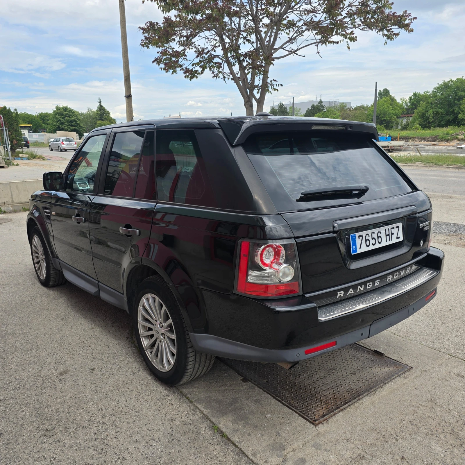 Land Rover Range Rover Sport 3.0TD V6 HSE / 360 CAMERA - изображение 6
