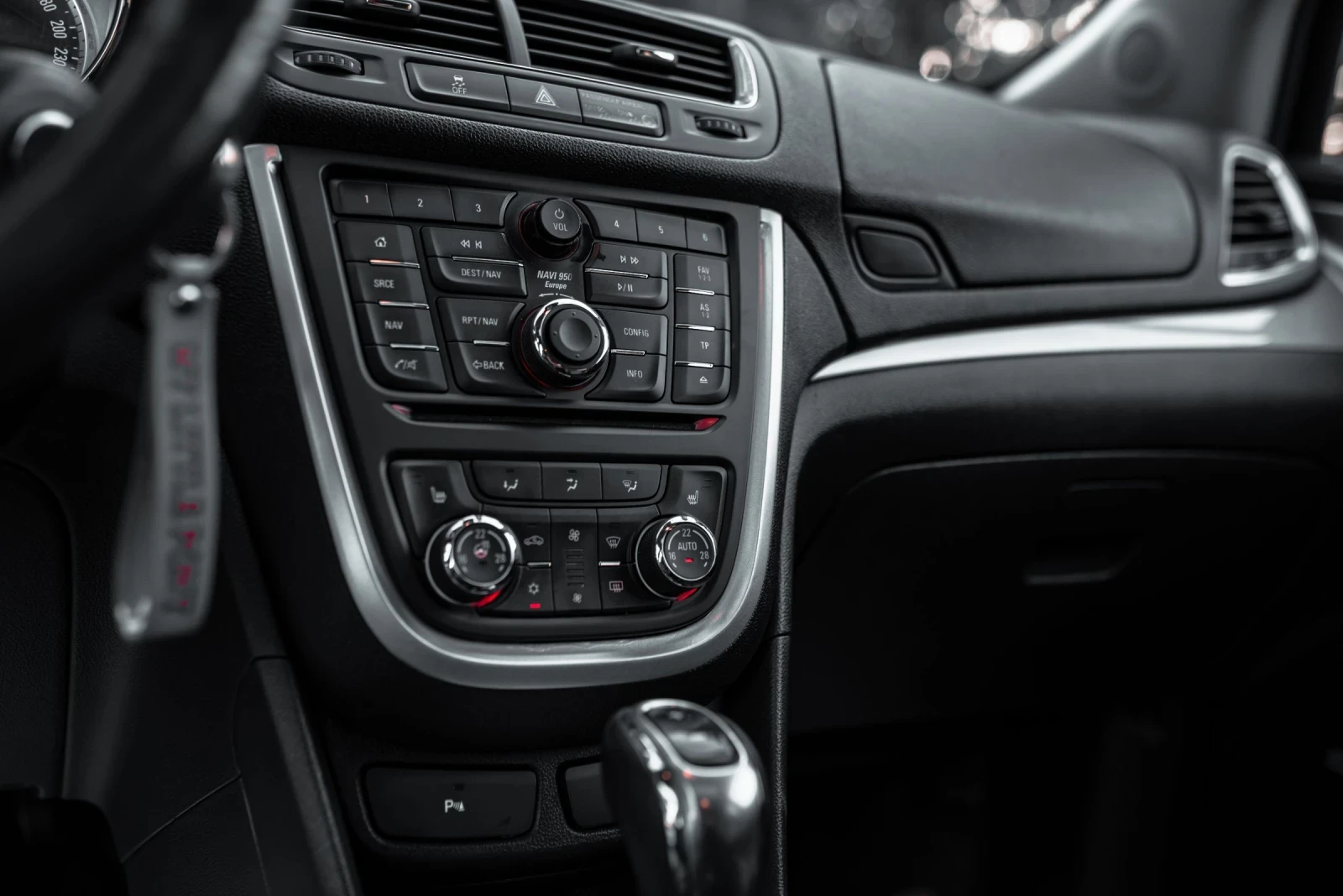Opel Mokka  - изображение 10