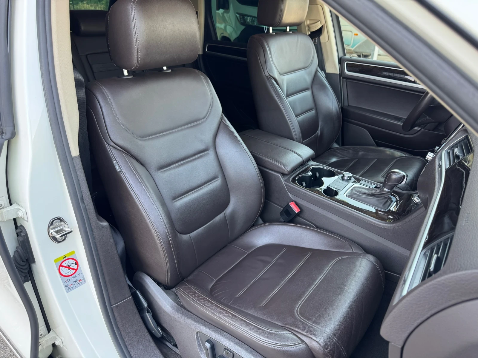VW Touareg 3.0TDI 240к.с  - изображение 10
