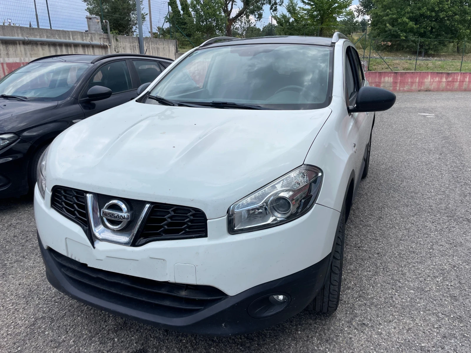 Nissan Qashqai 2.0 dCi DPF Tekna (110 kw) РЕАЛЕН ПРОБЕГ  - изображение 2