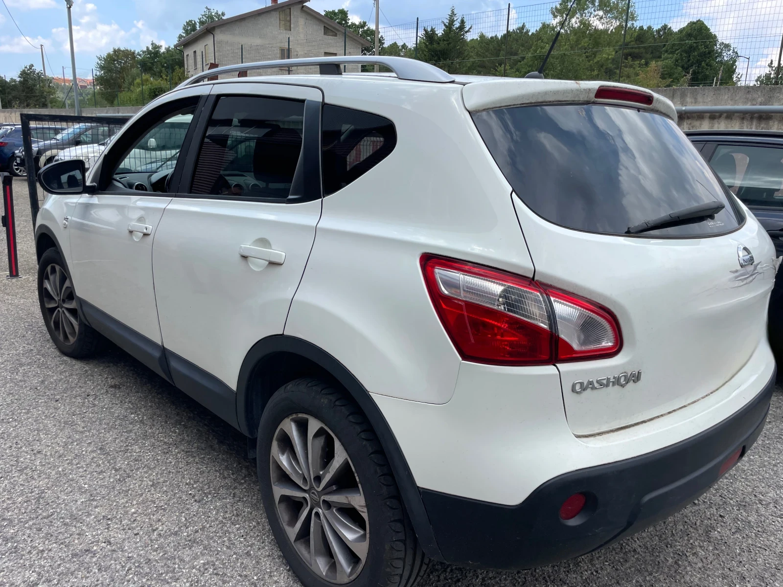 Nissan Qashqai 2.0 dCi DPF Tekna (110 kw) РЕАЛЕН ПРОБЕГ  - изображение 5