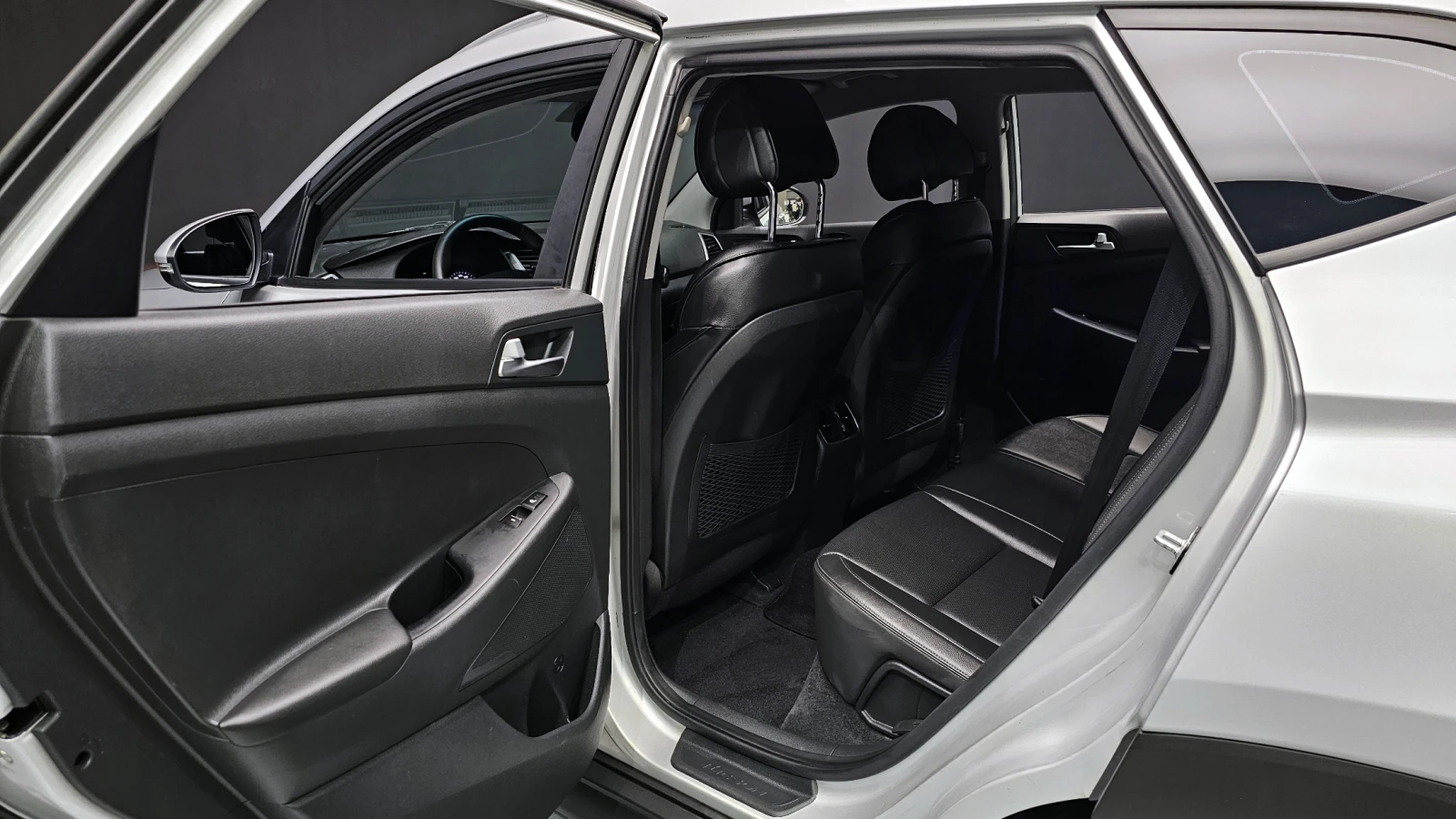 Hyundai Tucson 2.0 2WD MODERN | Mobile.bg   12