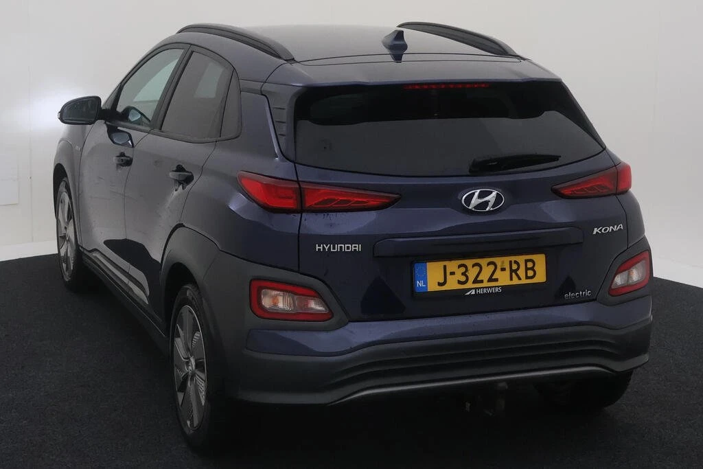 Hyundai Kona 64KWh/BLUELINK/HEADUP/FULL ASISTANCE - изображение 3