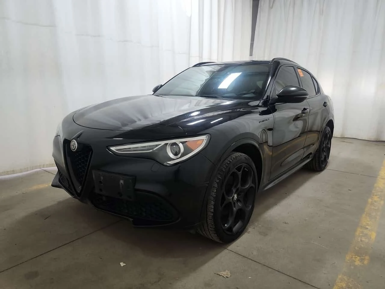 Alfa Romeo Stelvio * ESTREMA * DISTRONIC* ПАНОРАМА* CARBON PACK* 