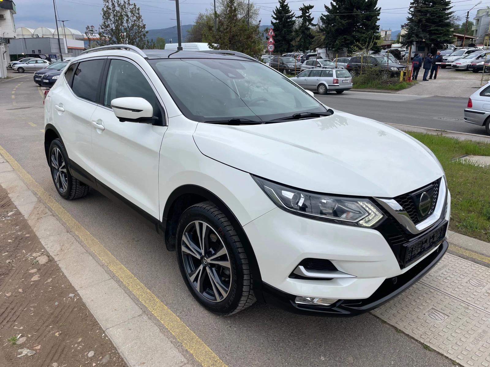 Nissan Qashqai 1.2I-���-TEKNA-360-������-��������-KEY LESS-FULL | Mobile.bg � ����������� 3
