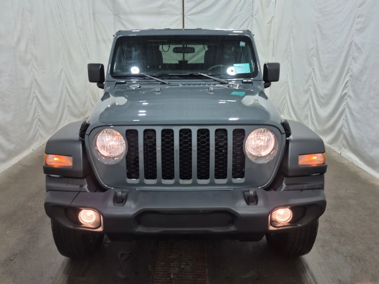 Jeep Wrangler Sport* 4X4* CARFAX* ���� ������*  | Mobile.bg � ����������� 3