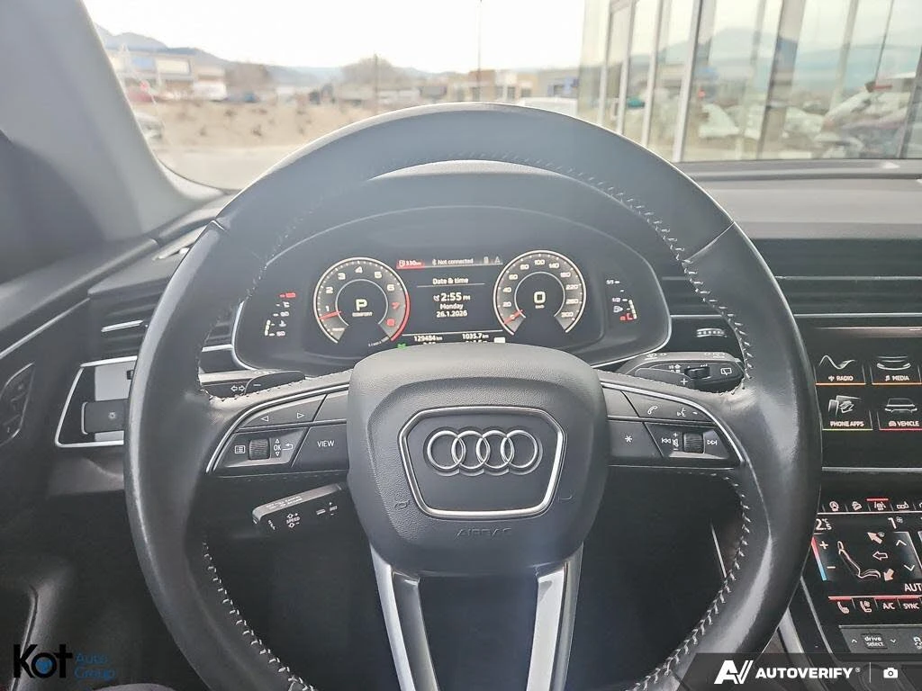 Audi Q8 QUATTRO* MATRIX* DISTRONIC* ОБДУХВАНЕ* 360* КАМЕРИ, снимка 8 - Автомобили и джипове - 54294007