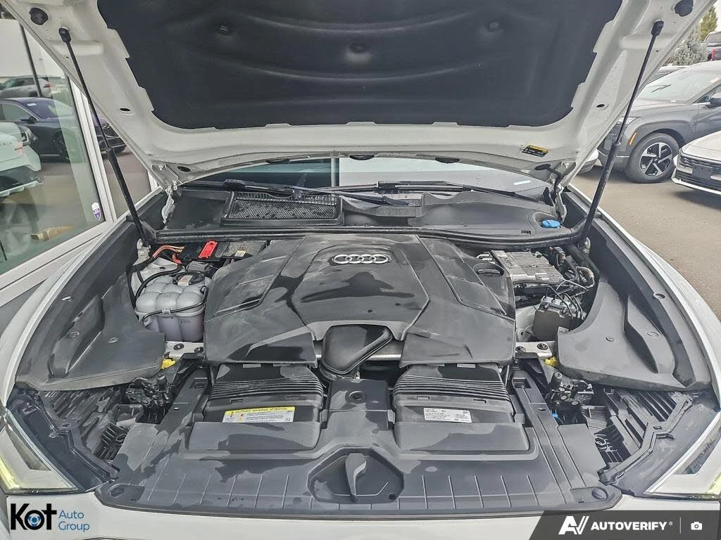 Audi Q8 QUATTRO* MATRIX* DISTRONIC* ОБДУХВАНЕ* 360* КАМЕРИ, снимка 14 - Автомобили и джипове - 54294007